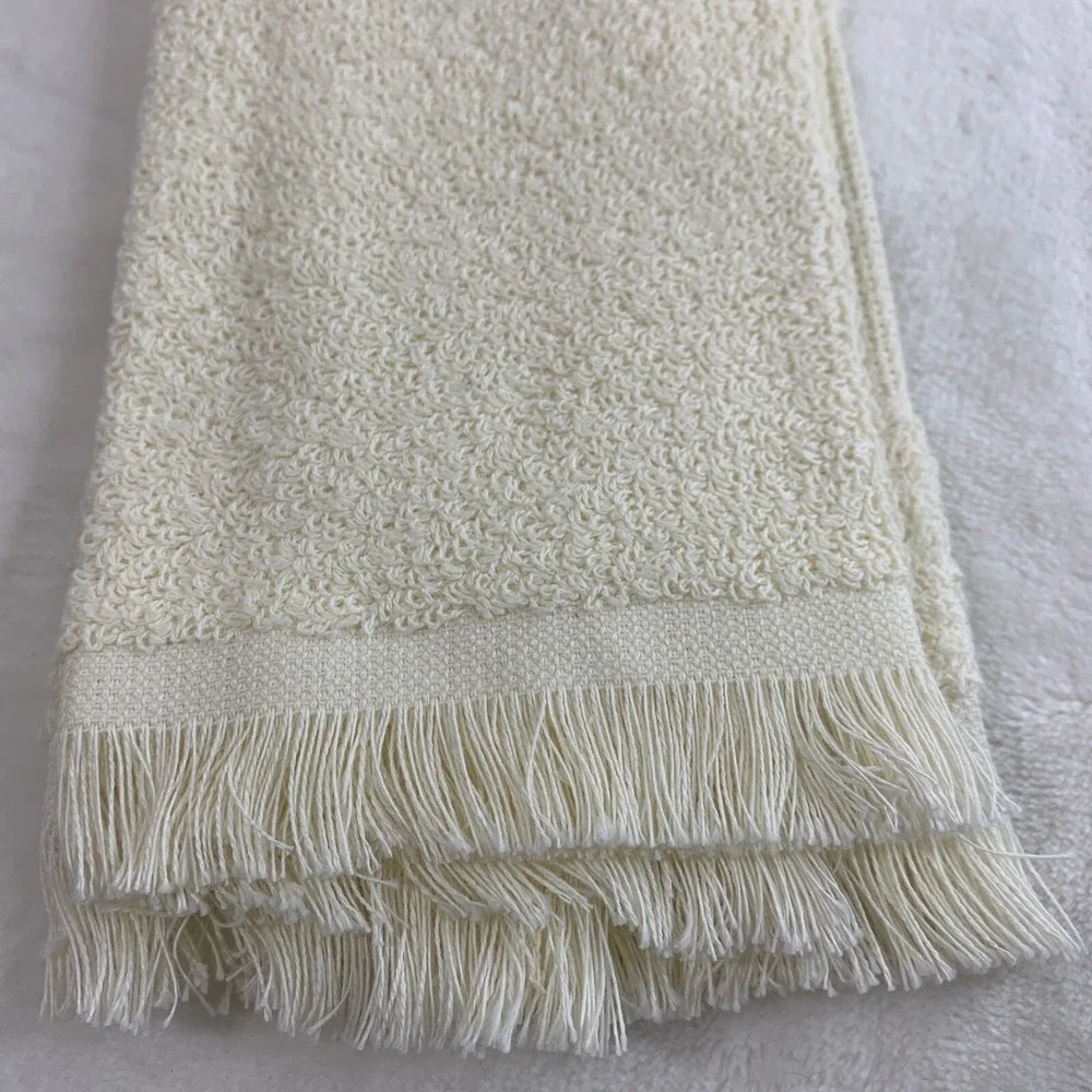 Vintage Completed Cross‎ Stitch Guest Finger Tip Towel Cream Country Bow Heart